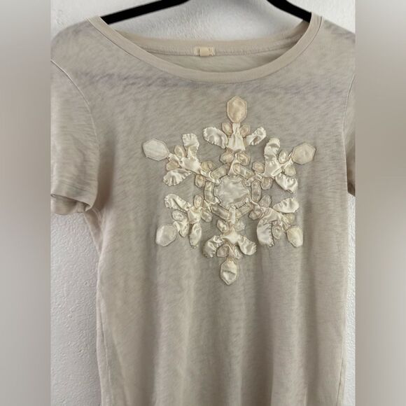 J Crew Factory Sequin Snowflake Short Sleeve Shirt size XS - Picture 2 of 6